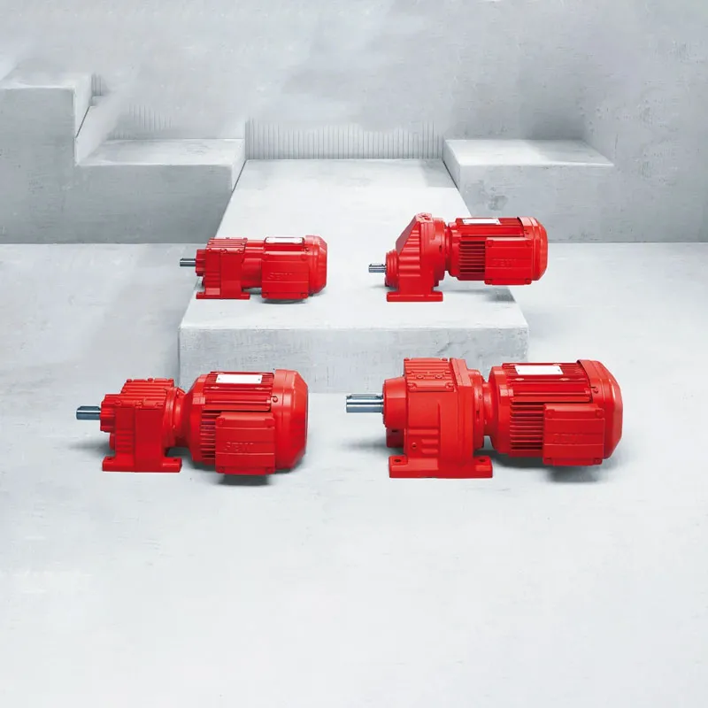 R серия Косозубые редукторы (3)